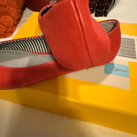 Anthropologie - Happy Red Eiffel Tower ballet flats - Picture 5 of 8